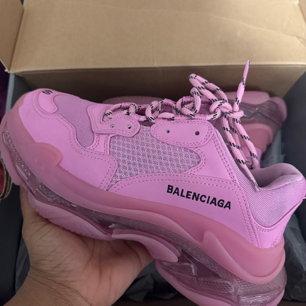 Pink triple s balenciaga